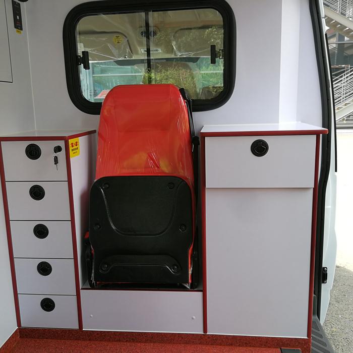 高密度PVC共挤发泡板用于救护车内装饰